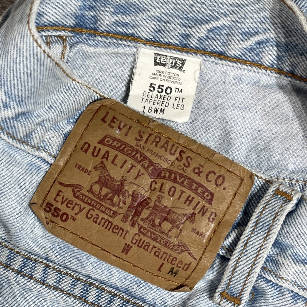 Vintage Levi's 550 Classic Size 18 Relaxed Fit Tapered Leg Mom Blue Jeans Denim